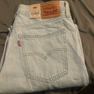 Brand New Levi’s light wash denim jeans